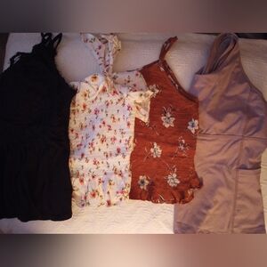💘🍂 Bundle of 4 Tops